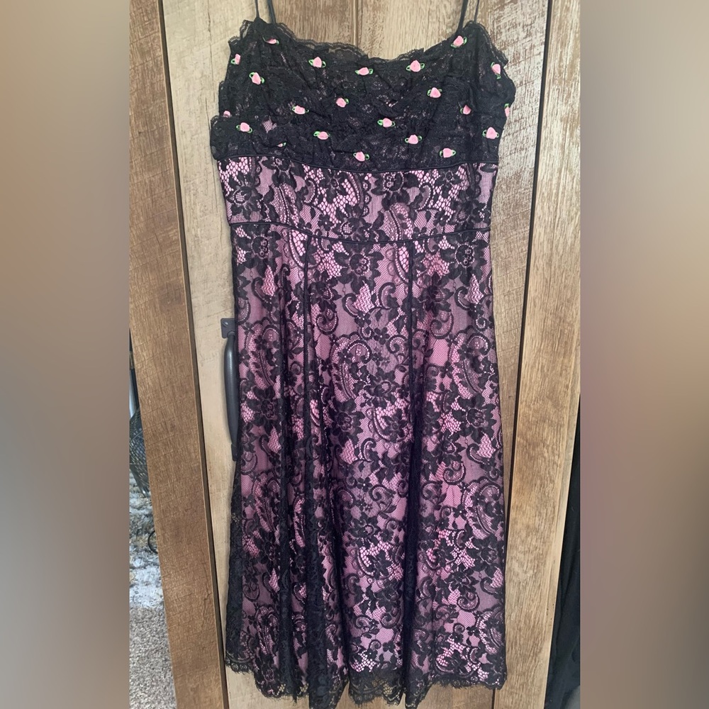 BetseyJohnson Rosebud Dress - Size 4